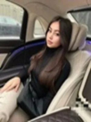 Sonakshi Working With Massage Republic.